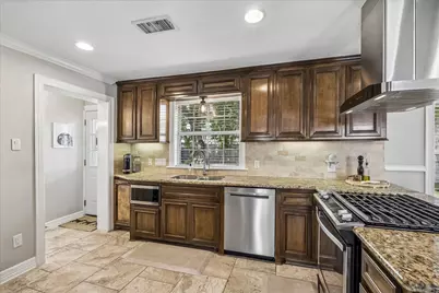 1909 Rosewood Street, Houston, TX 77004 - Photo 9