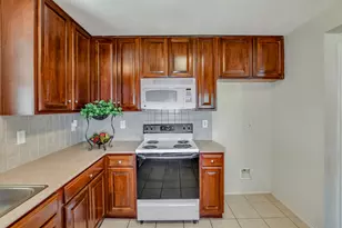 18231 Valebluff Ln, Cypress, TX 77429 - Photo 9