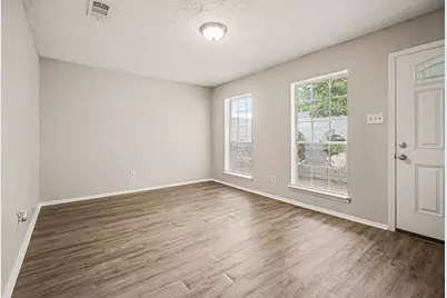 10323 SE Sagerock Drive, Houston, TX 77089 - Photo 3