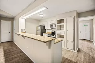 10323 SE Sagerock Dr, Houston, TX 77089 - Photo 7