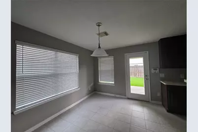 15515 Bartlett Pear Court, Houston, TX 77049 - Photo 11