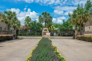 7511 S Linpar Ct, Houston, TX 77040 - Photo 1