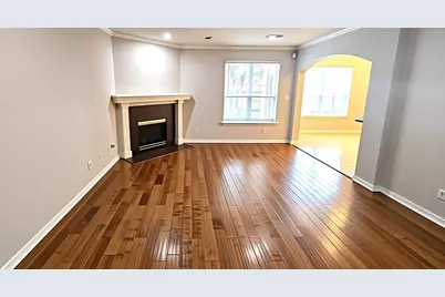 7511 S Linpar Court, Houston, TX 77040 - Photo 11
