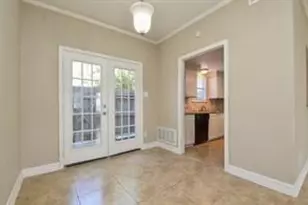 11710 Southlake Dr, Houston, TX 77077 - Photo 5