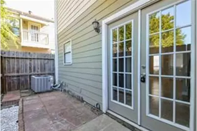 11710 Southlake Drive #22, Houston, TX 77077 - Photo 17