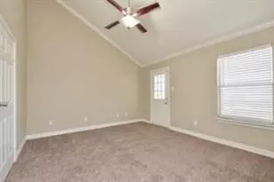 11710 Southlake Dr, Houston, TX 77077 - Photo 13