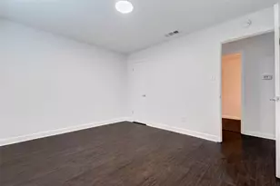 8100 Cambridge St, Houston, TX 77054 - Photo 23