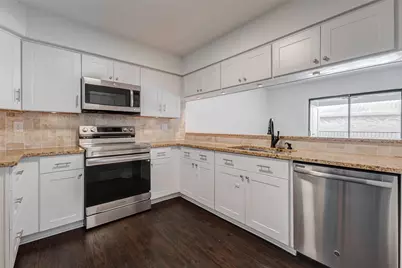 8100 Cambridge Street #114, Houston, TX 77054 - Photo 11
