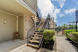 8100 Cambridge St, Houston, TX 77054 - Photo 27