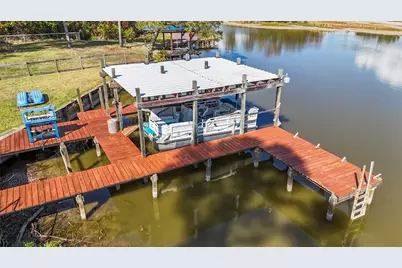 1161 Creeklake Drive, Onalaska, TX 77360 - Photo 17