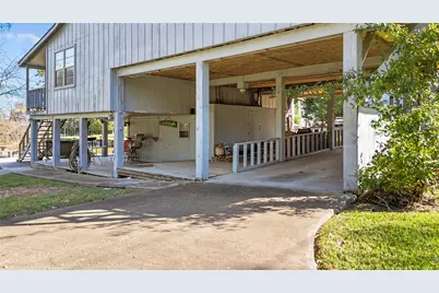 1161 Creeklake Drive, Onalaska, TX 77360 - Photo 19