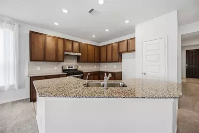 18206 Spruce Cottage Dr, Tomball, TX 77377 - Photo 9