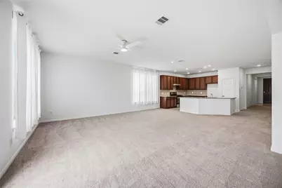 18206 Spruce Cottage Dr, Tomball, TX 77377 - Photo 5