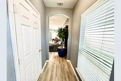 6542 Castle Loch Court, Houston, TX 77048 - Photo 7