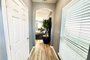 6542 Castle Loch Ct, Houston, TX 77048 - Photo 7