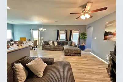 6542 Castle Loch Court, Houston, TX 77048 - Photo 9