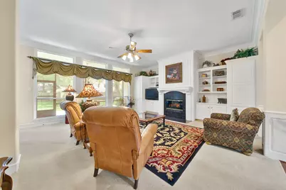2601 Woods Estates Drive, Conroe, TX 77304 - Photo 9