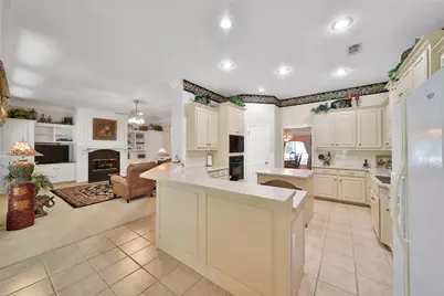 2601 Woods Estates Drive, Conroe, TX 77304 - Photo 15