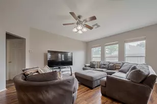 17206 Haley Falls Ln, Houston, TX 77095 - Photo 9