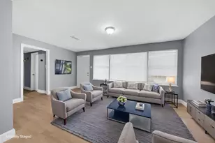 5831 Lyndhurst St, Houston, TX 77033 - Photo 9