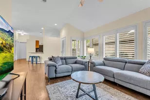 61 N Rushwing Cir, The Woodlands, TX 77381 - Photo 5