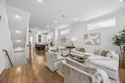 1033 Ashland Street #A, Houston, TX 77008 - Photo 7