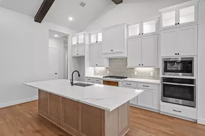 802 Vizsla Court, Montgomery, TX 77316 - Photo 3