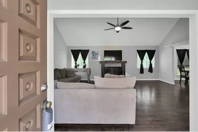 5928 Sinclair Drive, Montgomery, TX 77316 - Photo 5