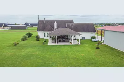 7818 Pebble Hill Lane, Rosharon, TX 77583 - Photo 7