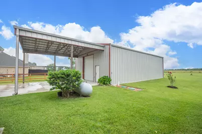 7818 Pebble Hill Lane, Rosharon, TX 77583 - Photo 13