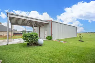 7818 Pebble Hill Ln, Rosharon, TX 77583 - Photo 13