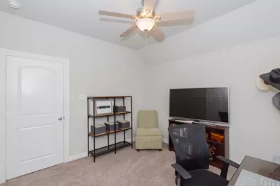 7818 Pebble Hill Lane, Rosharon, TX 77583 - Photo 43