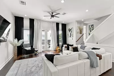 2312 Campbell Road #D, Houston, TX 77080 - Photo 7