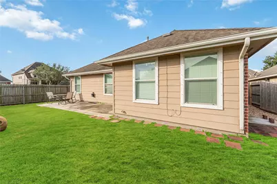 4700 Lake Line Court, Alvin, TX 77511 - Photo 5