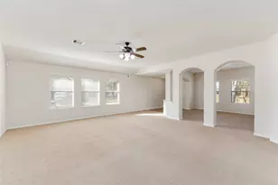 4700 Lake Line Ct, Alvin, TX 77511 - Photo 13