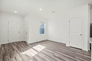 24619 Golden Brook Ct, Magnolia, TX 77355 - Photo 7