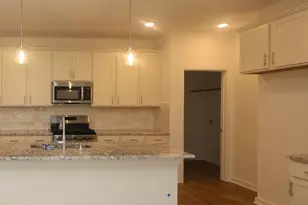 224 Hazy Pnes Ln, Willis, TX 77378 - Photo 3