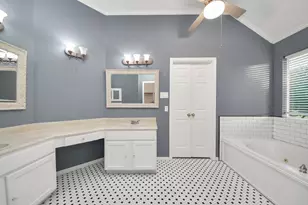 1742 Crescent Green Dr, Houston, TX 77094 - Photo 37