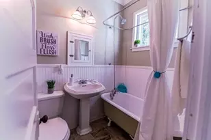 2009 Avenue O, Galveston, TX 77550 - Photo 9