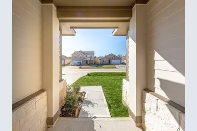 2312 Cedar Place Drive, Conroe, TX 77306 - Photo 5