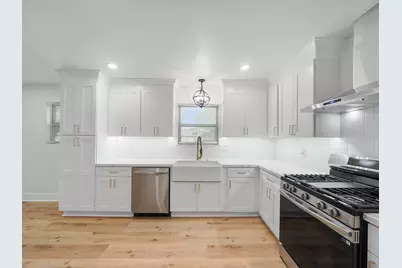 5203 Brookmeade Drive, Houston, TX 77045 - Photo 19