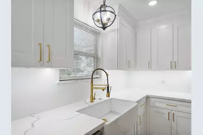 5203 Brookmeade Drive, Houston, TX 77045 - Photo 17