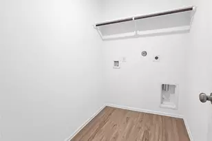 9518 Brookside Point Dr, Baytown, TX 77521 - Photo 13