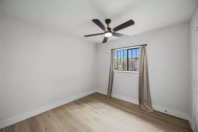 15807 Danford Drive, Houston, TX 77053 - Photo 13