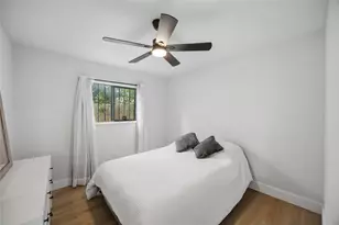 15807 Danford Dr, Houston, TX 77053 - Photo 13