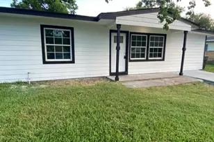 5258 Burma Rd, Houston, TX 77033 - Photo 1