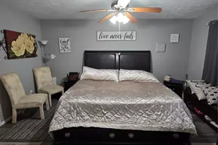 17706 Heritage Creek Dr, Webster, TX 77598 - Photo 11