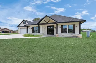 643 Lone Star Trail, Angleton, TX 77515 - Photo 5