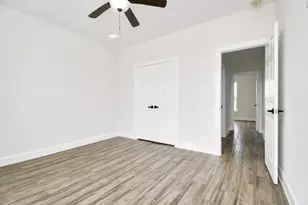643 Lone Star Trail, Angleton, TX 77515 - Photo 35
