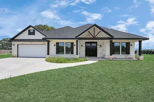 643 Lone Star Trail, Angleton, TX 77515 - Photo 3
